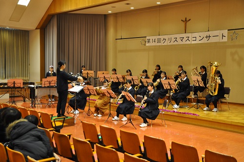 吹奏楽部クリスマスコンサートを行いました。