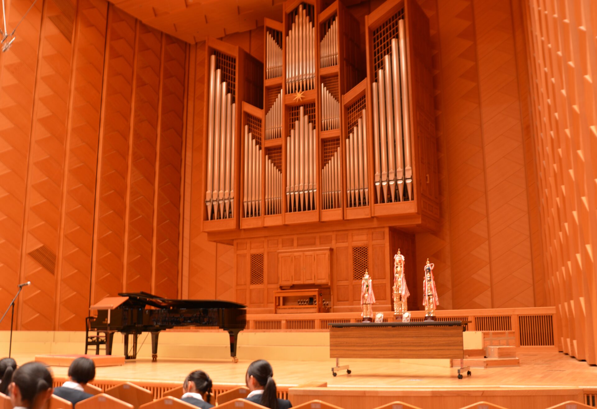 2024年11月19日 第70回合唱コンクールを開催しました！ | 校長室の窓