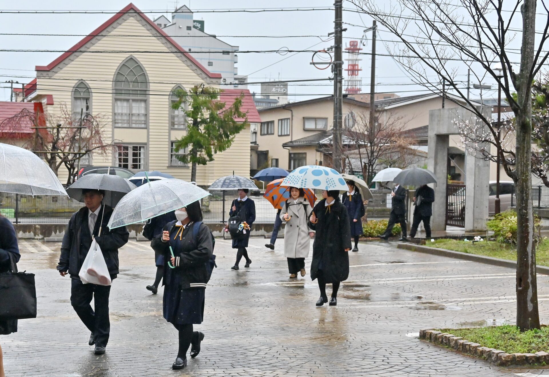 2026年4月7日 光の子としての第一歩 ― 2026年度入学式 | 校長室の窓