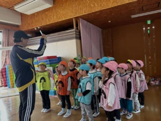 豊田聖霊幼稚園 女児 制服 一式 美品 幼保連携型認定こども園 豊田聖霊幼稚園 | あいちUIJターン支援センター